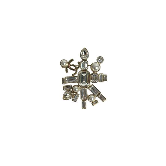 Chanel CC Crystal Pearl Logo G22C Brooch - Picture 1 of 8